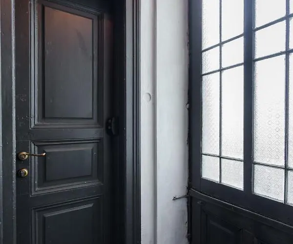 Bpr R20 With A/c * ブダペスト