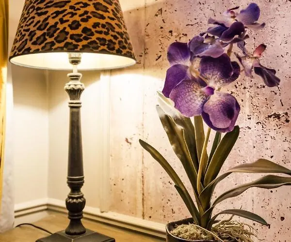 Bpr R20 With A/c アパート