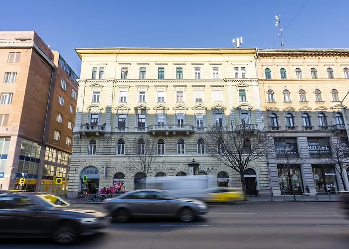 Apartment Bpr R20 With A/c *